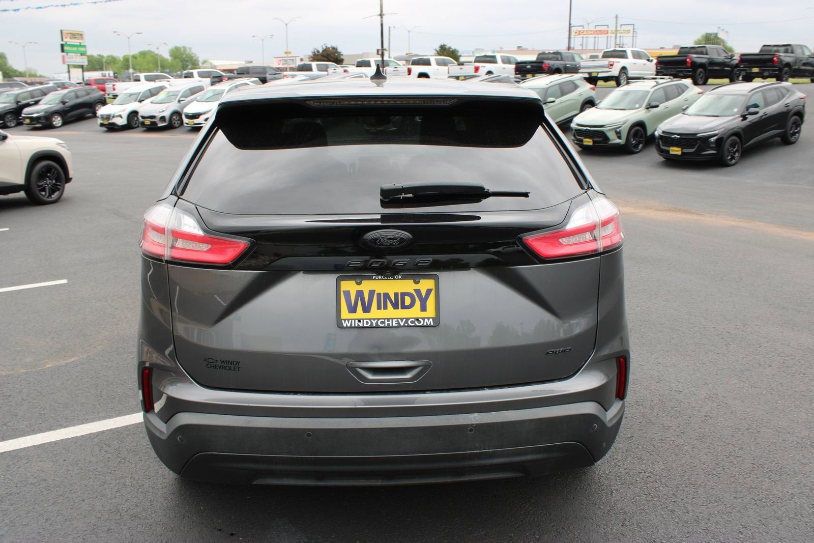 2022 Ford Edge SE
