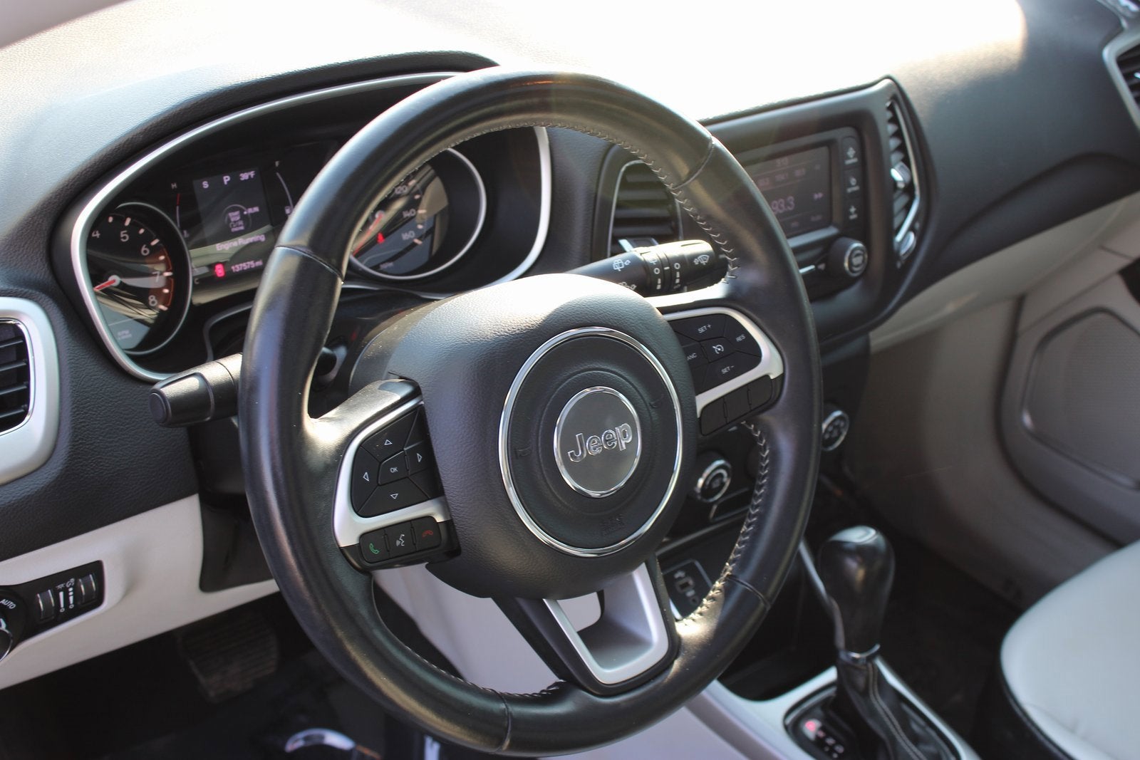 2018 Jeep Compass Latitude w/Sun/Wheel Pkg