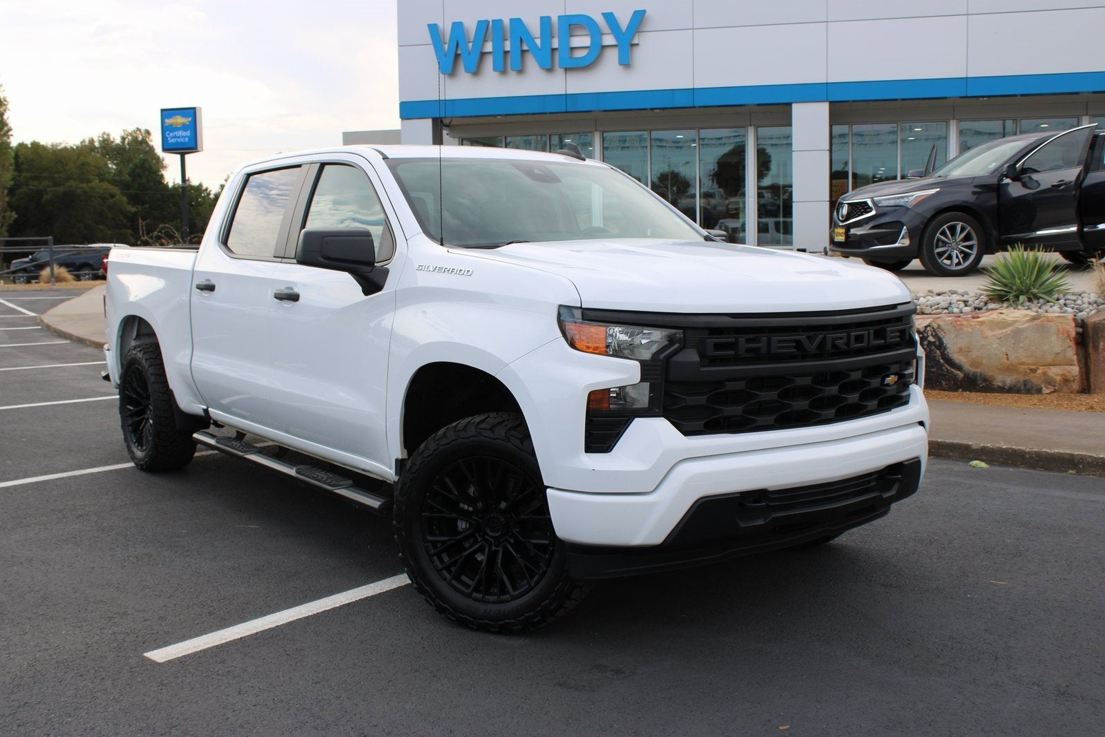 2023 Chevrolet Silverado 1500 Custom