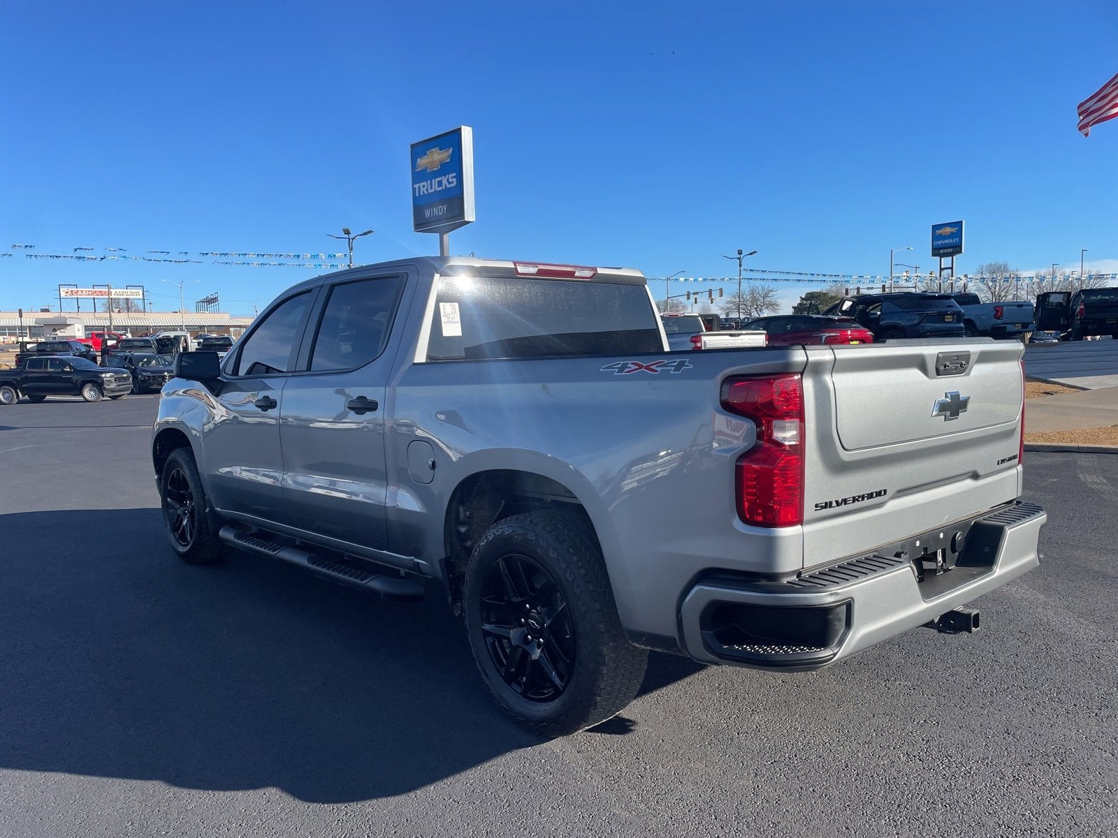 2023 Chevrolet Silverado 1500 Custom
