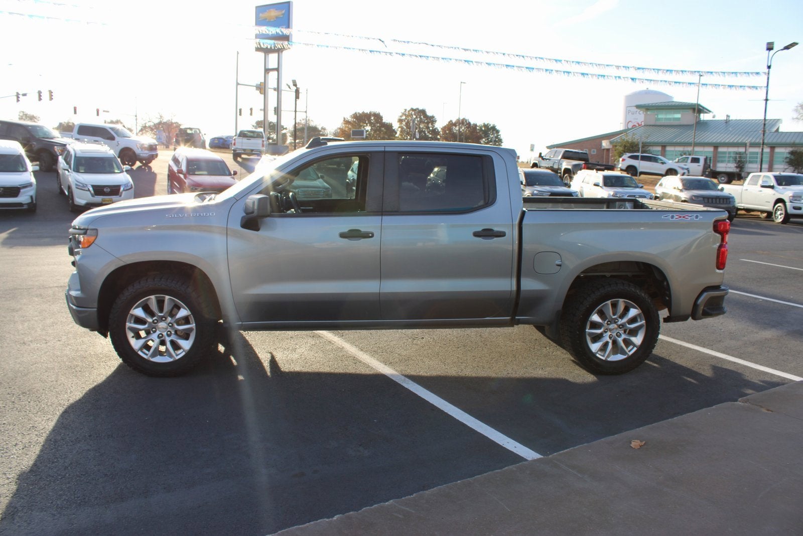 2024 Chevrolet Silverado 1500 Custom