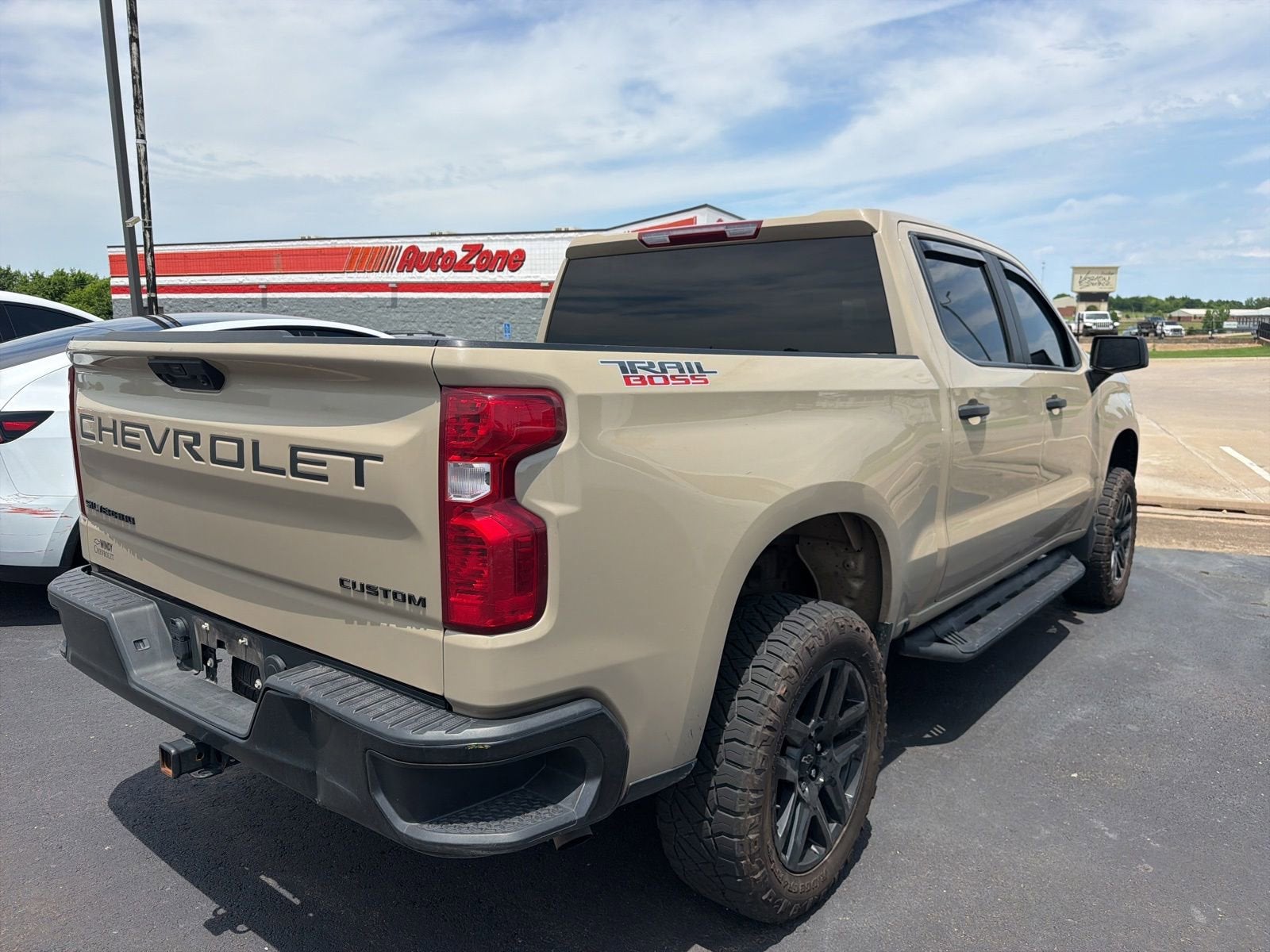 2022 Chevrolet Silverado 1500 Custom Trail Boss