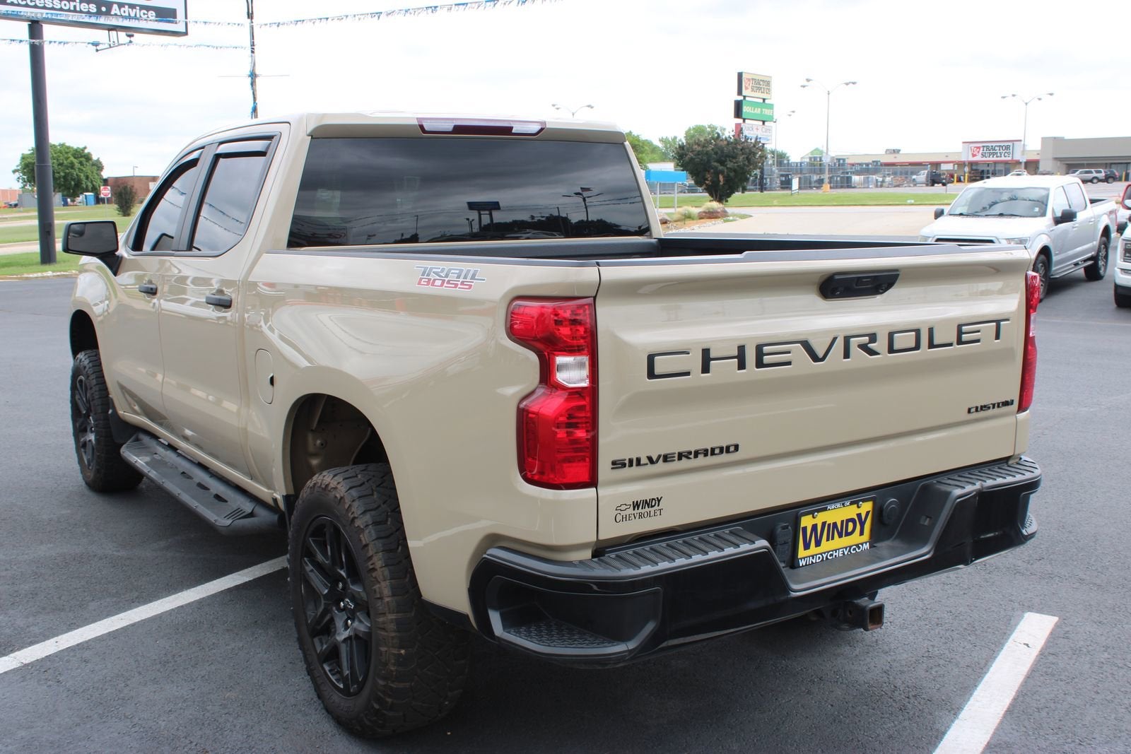 2022 Chevrolet Silverado 1500 Custom Trail Boss