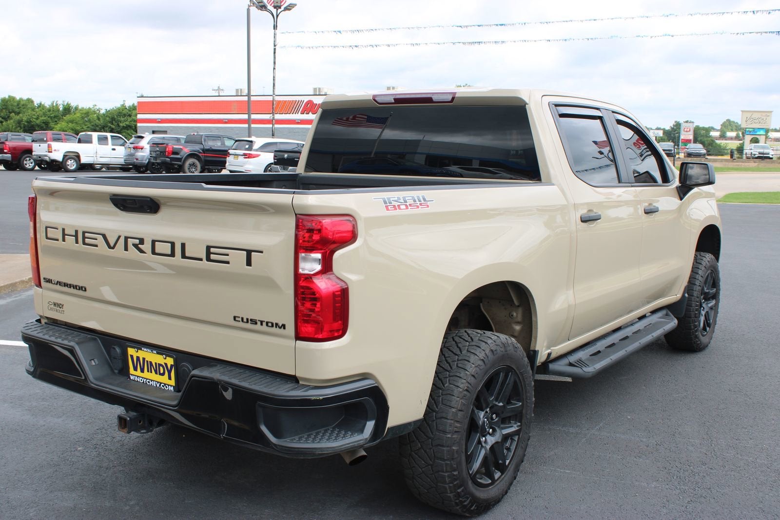 2022 Chevrolet Silverado 1500 Custom Trail Boss