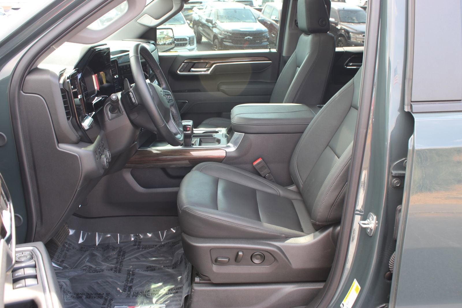 2025 Chevrolet Silverado 1500 LT Trail Boss