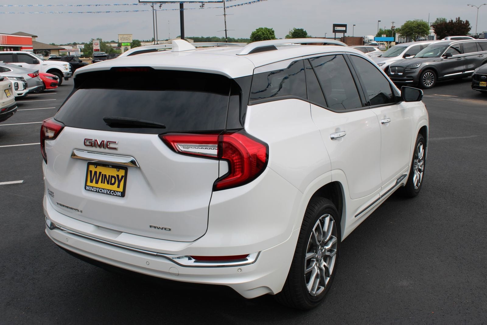 2023 GMC Terrain Denali