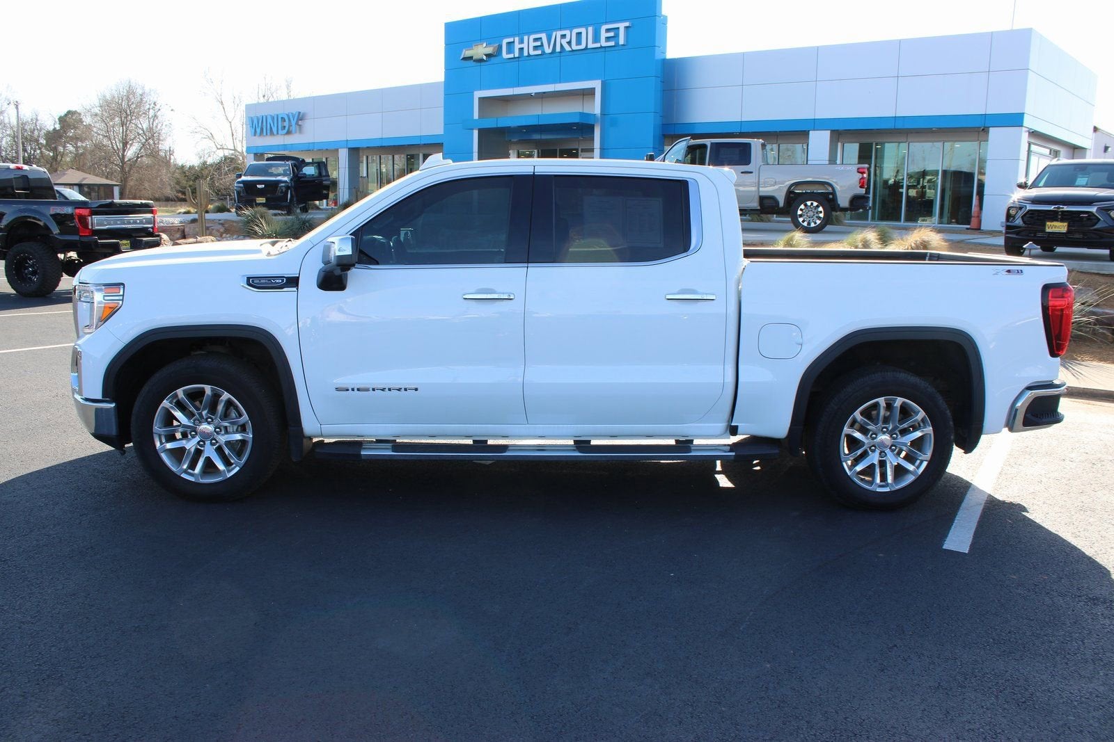 2021 GMC Sierra 1500 SLT