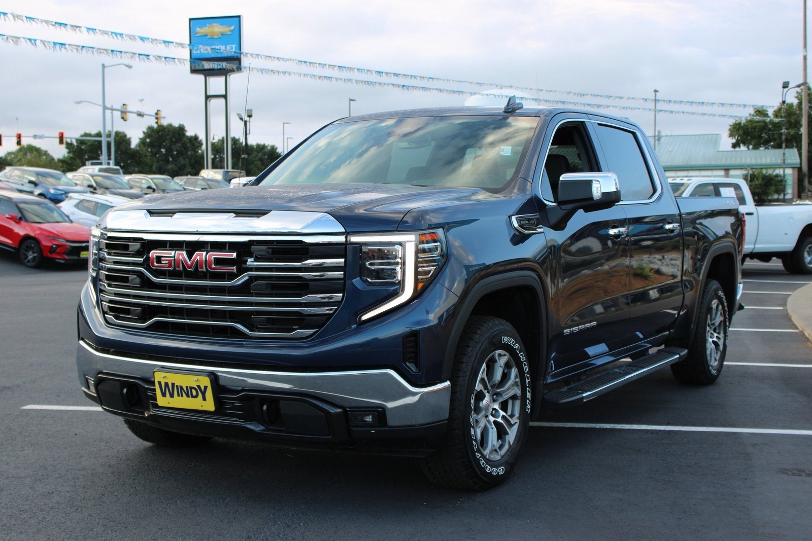 2023 GMC Sierra 1500 SLT