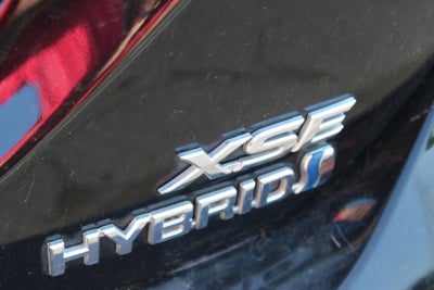 2021 Toyota Camry Hybrid XSE
