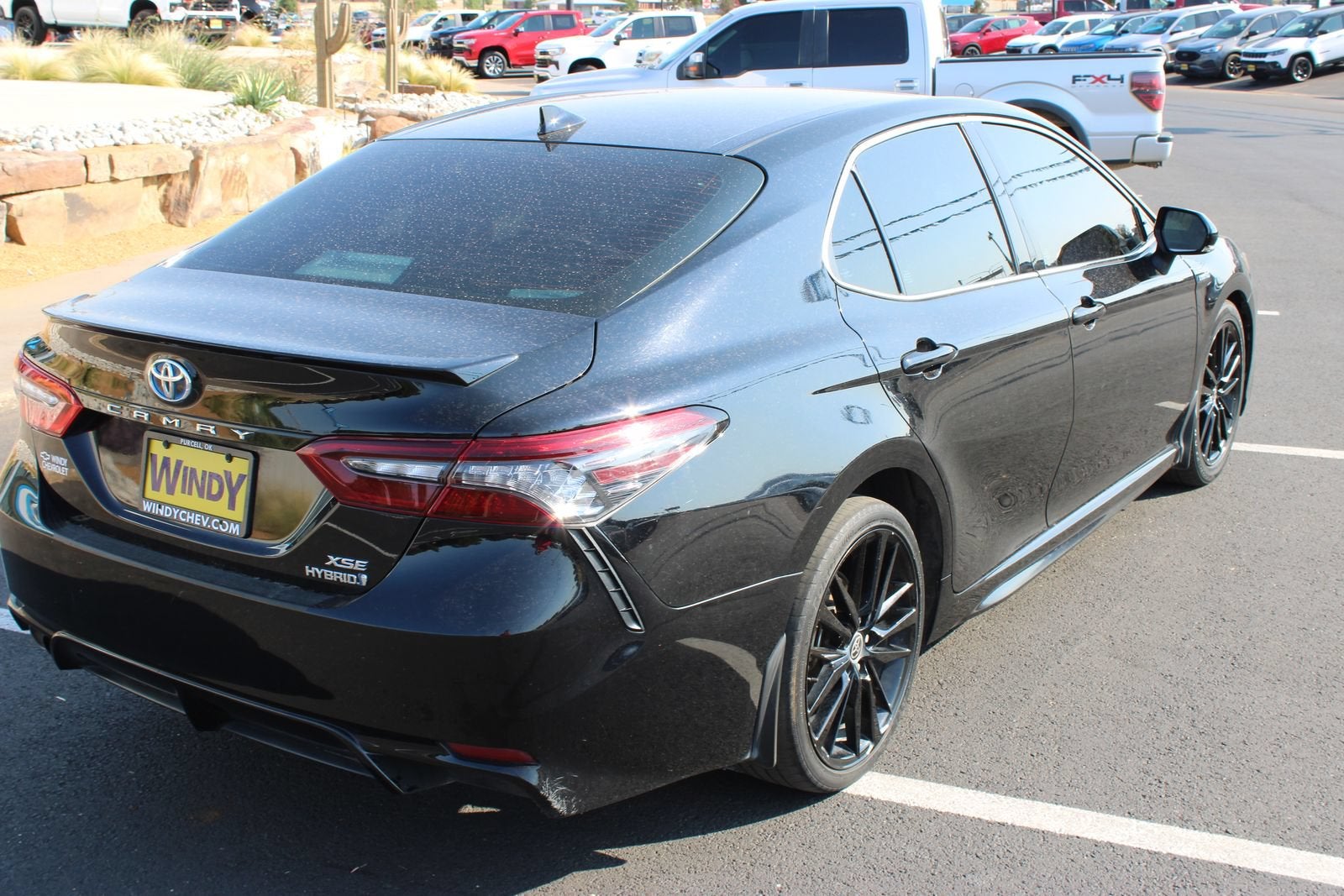 2021 Toyota Camry Hybrid XSE