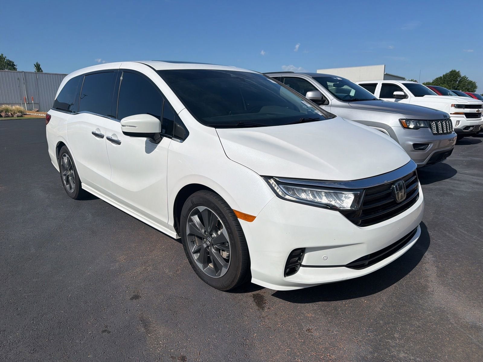 2024 Honda Odyssey Elite's photo