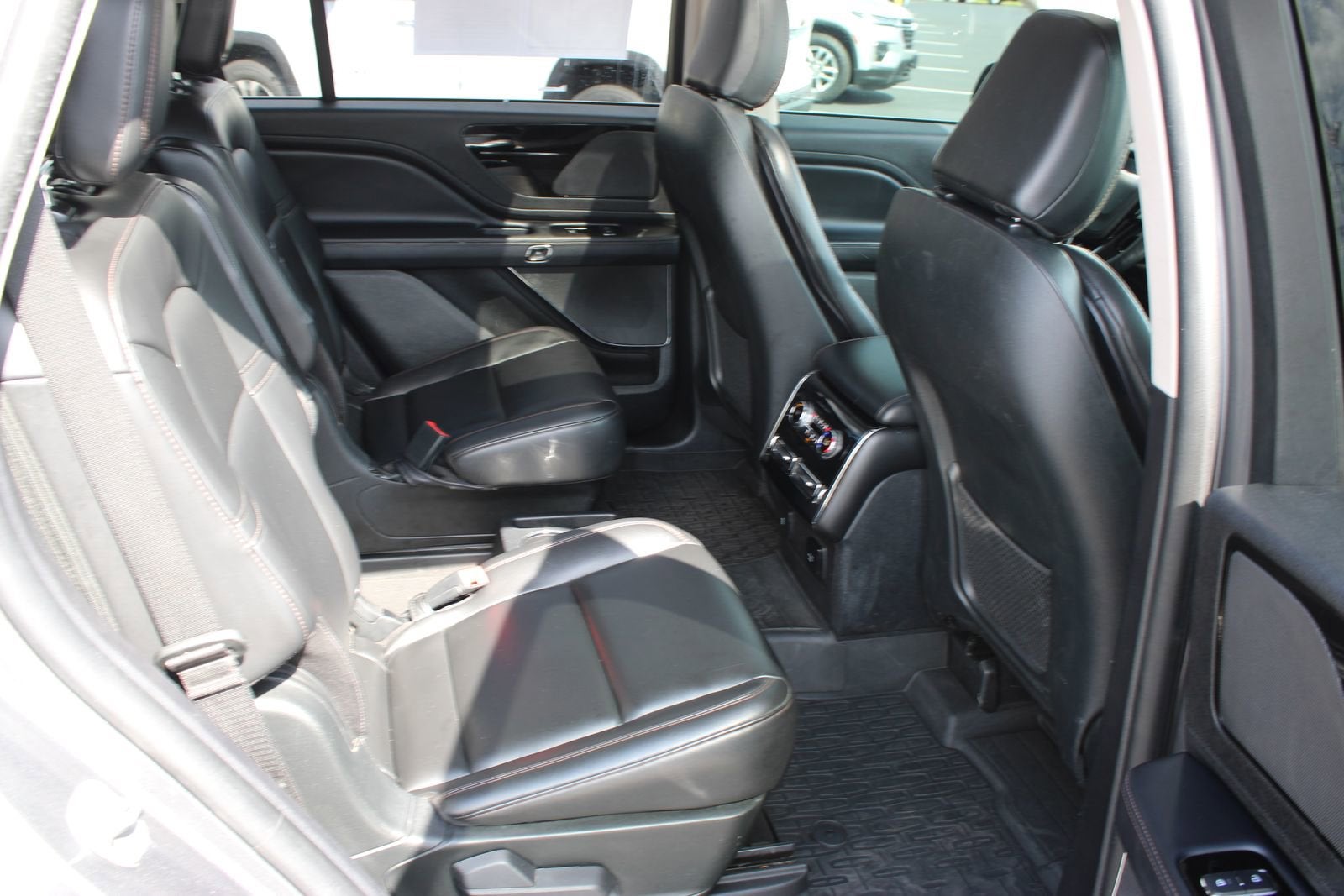 2022 Lincoln Aviator Standard