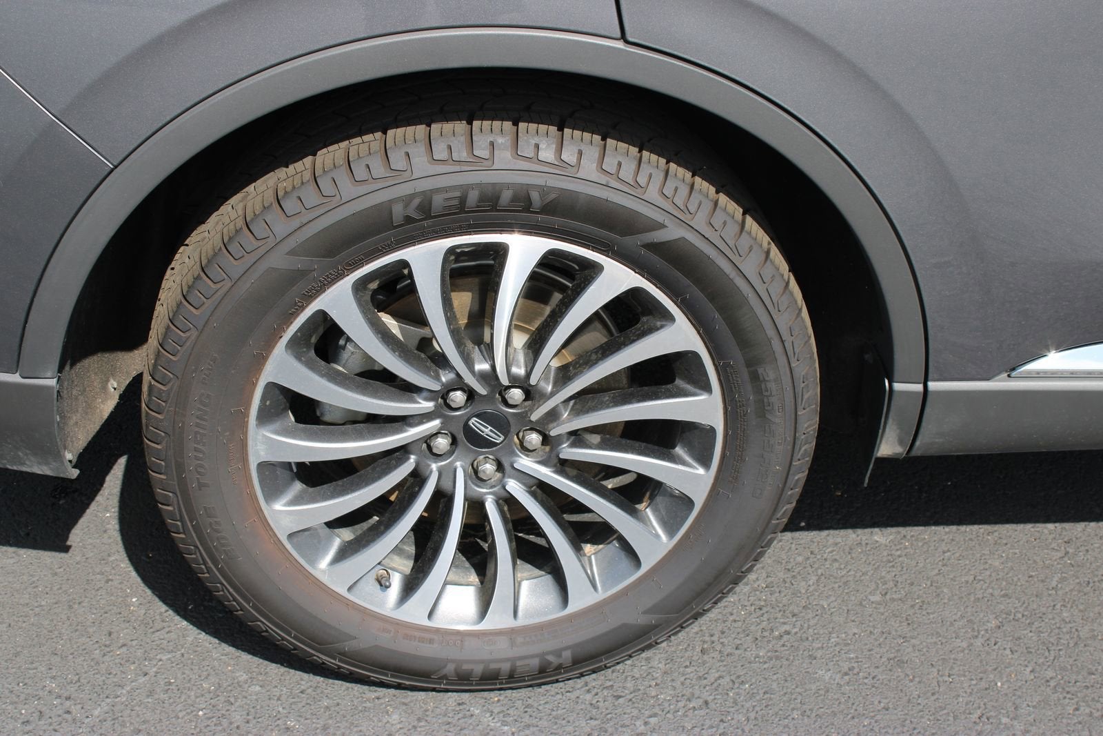 2022 Lincoln Aviator Standard