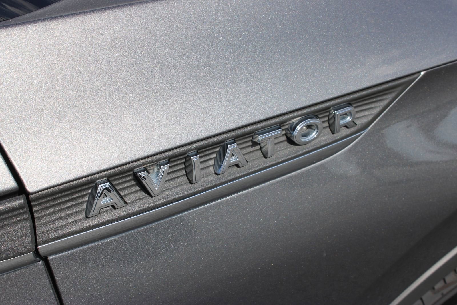 2022 Lincoln Aviator Standard