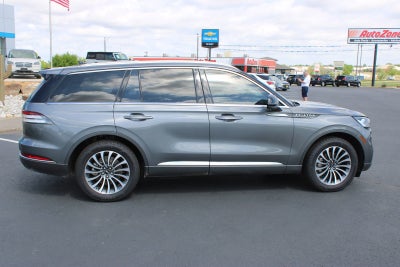 2022 Lincoln Aviator Standard