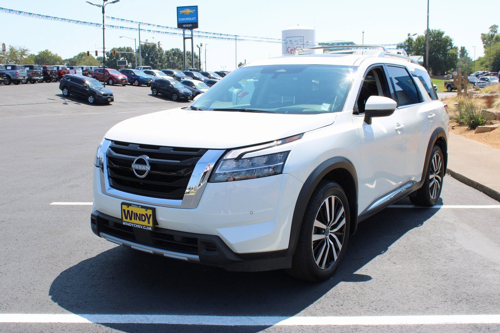 2024 Nissan Pathfinder Platinum