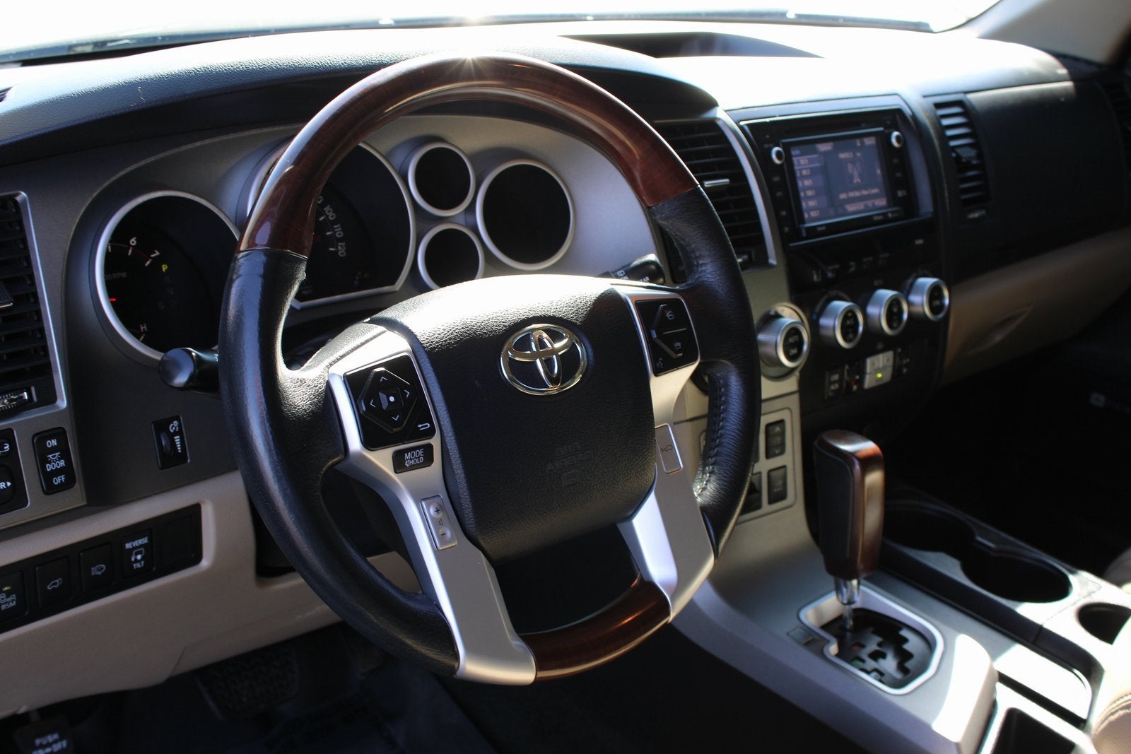 2017 Toyota Sequoia Platinum