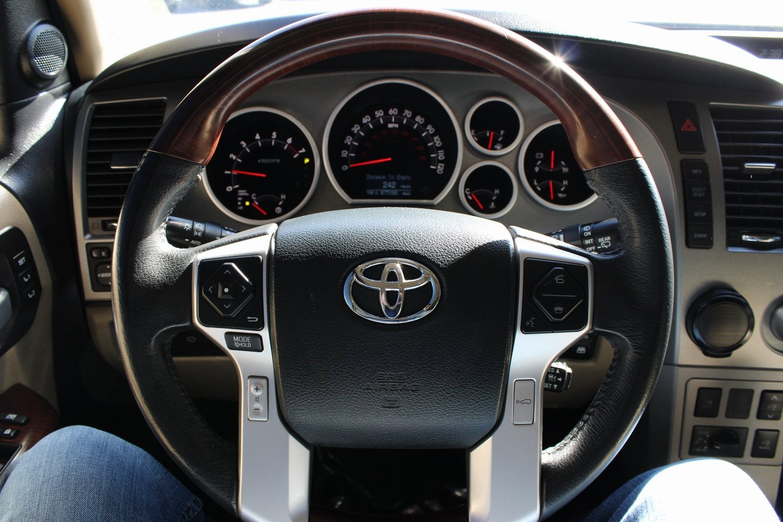 2017 Toyota Sequoia Platinum