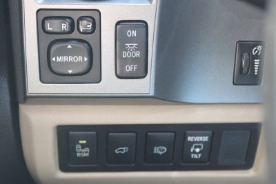 2017 Toyota Sequoia Platinum