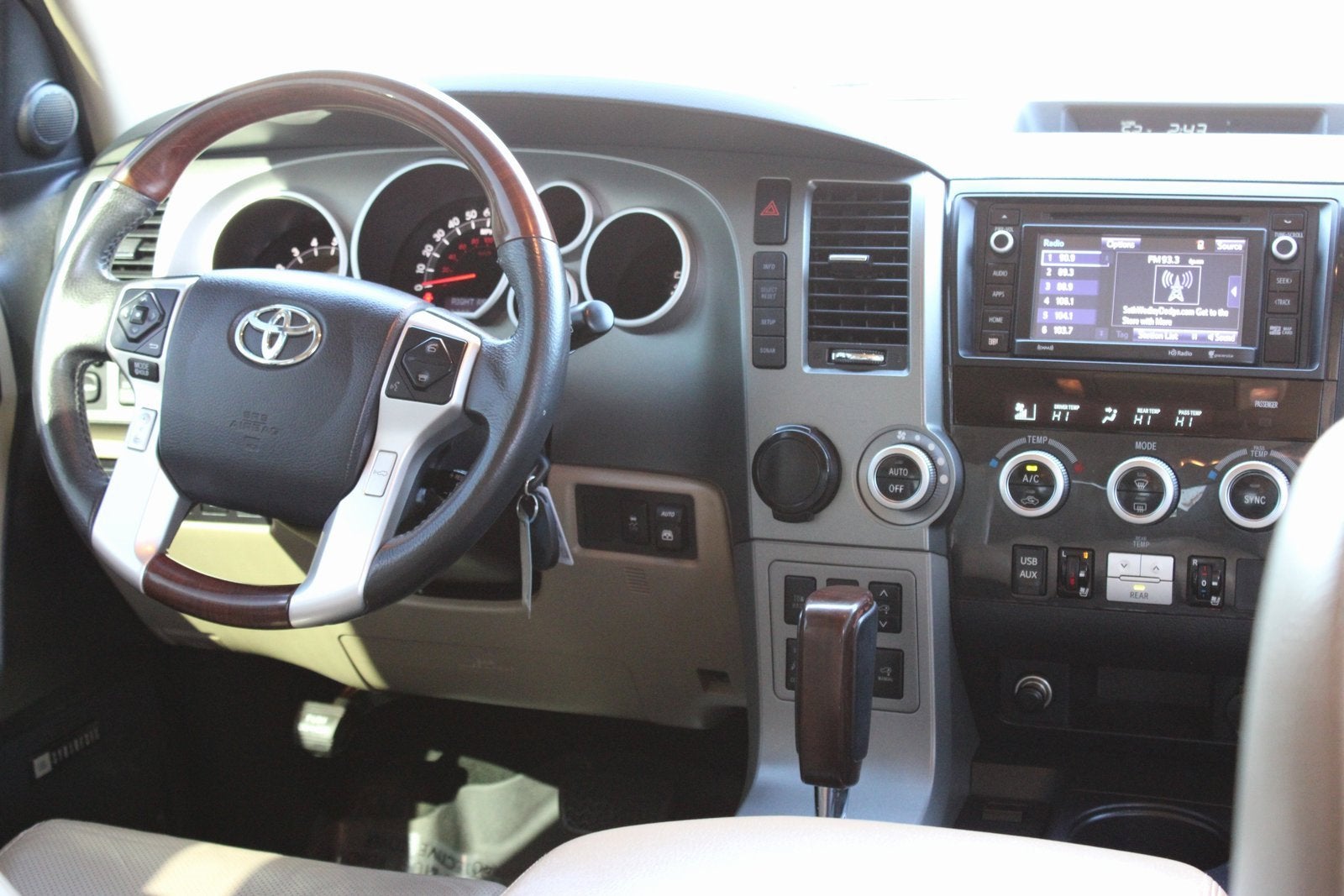 2017 Toyota Sequoia Platinum