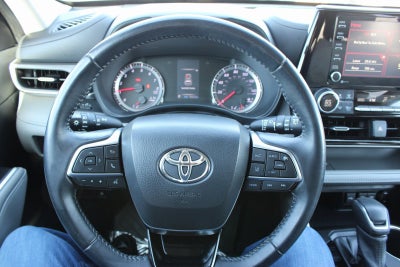 2021 Toyota Highlander L