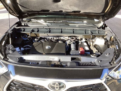 2021 Toyota Highlander L