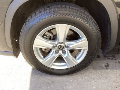 2021 Toyota Highlander L