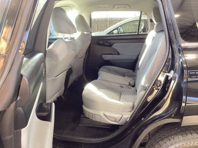 2021 Toyota Highlander L