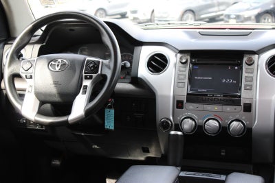 2018 Toyota Tundra 4WD SR5