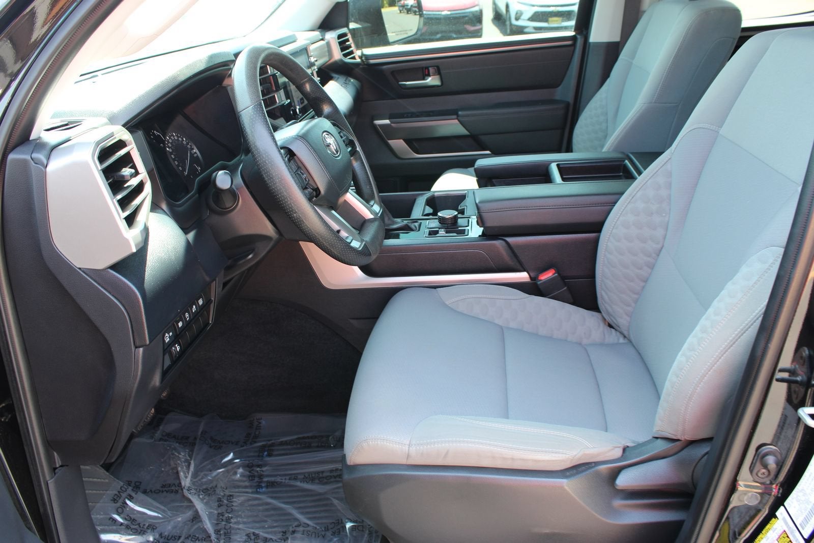 2024 Toyota Tundra 4WD SR5