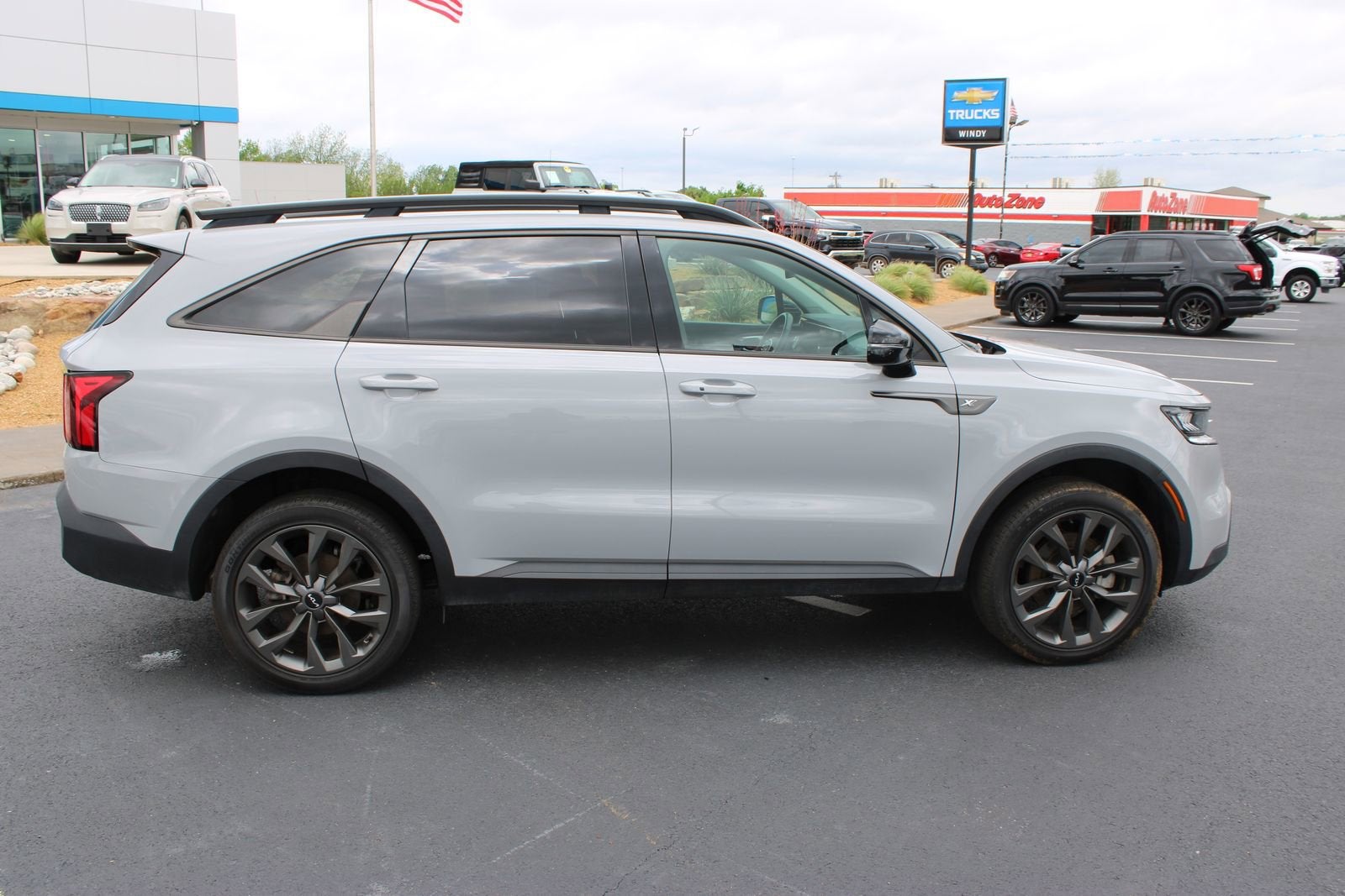 2023 Kia Sorento X-Line EX