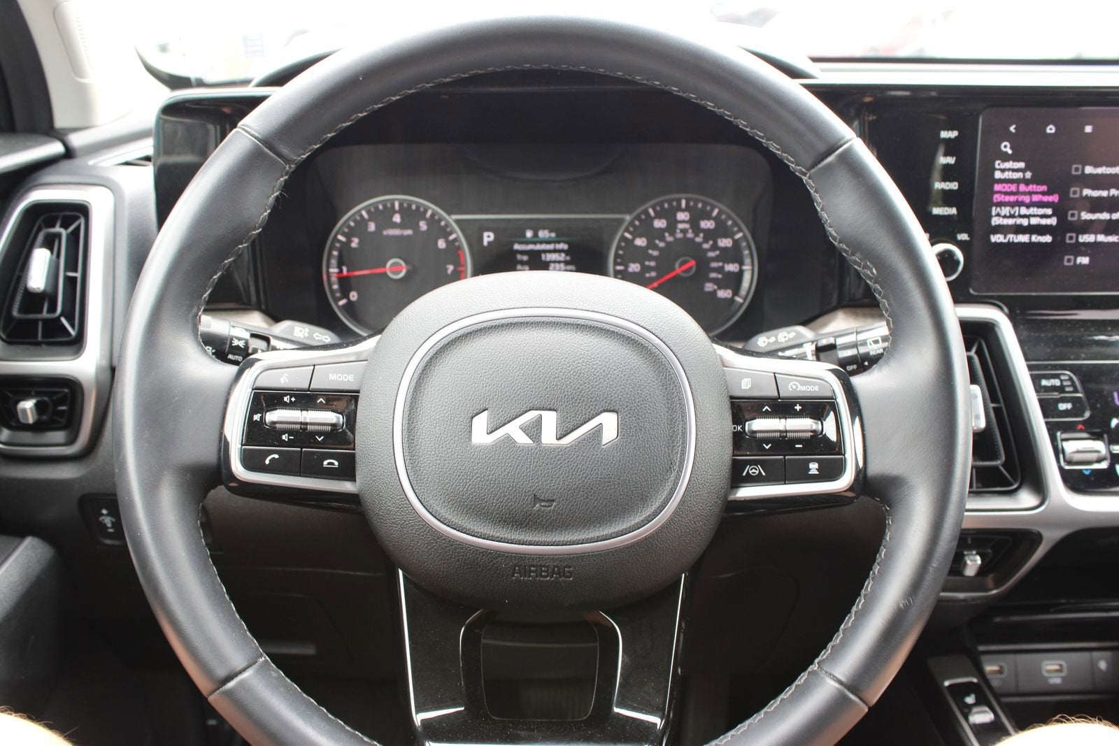 2023 Kia Sorento X-Line EX