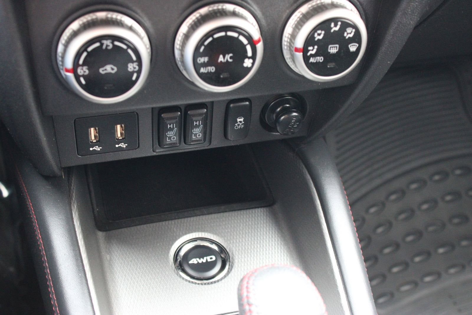 2023 Mitsubishi Outlander Sport ES