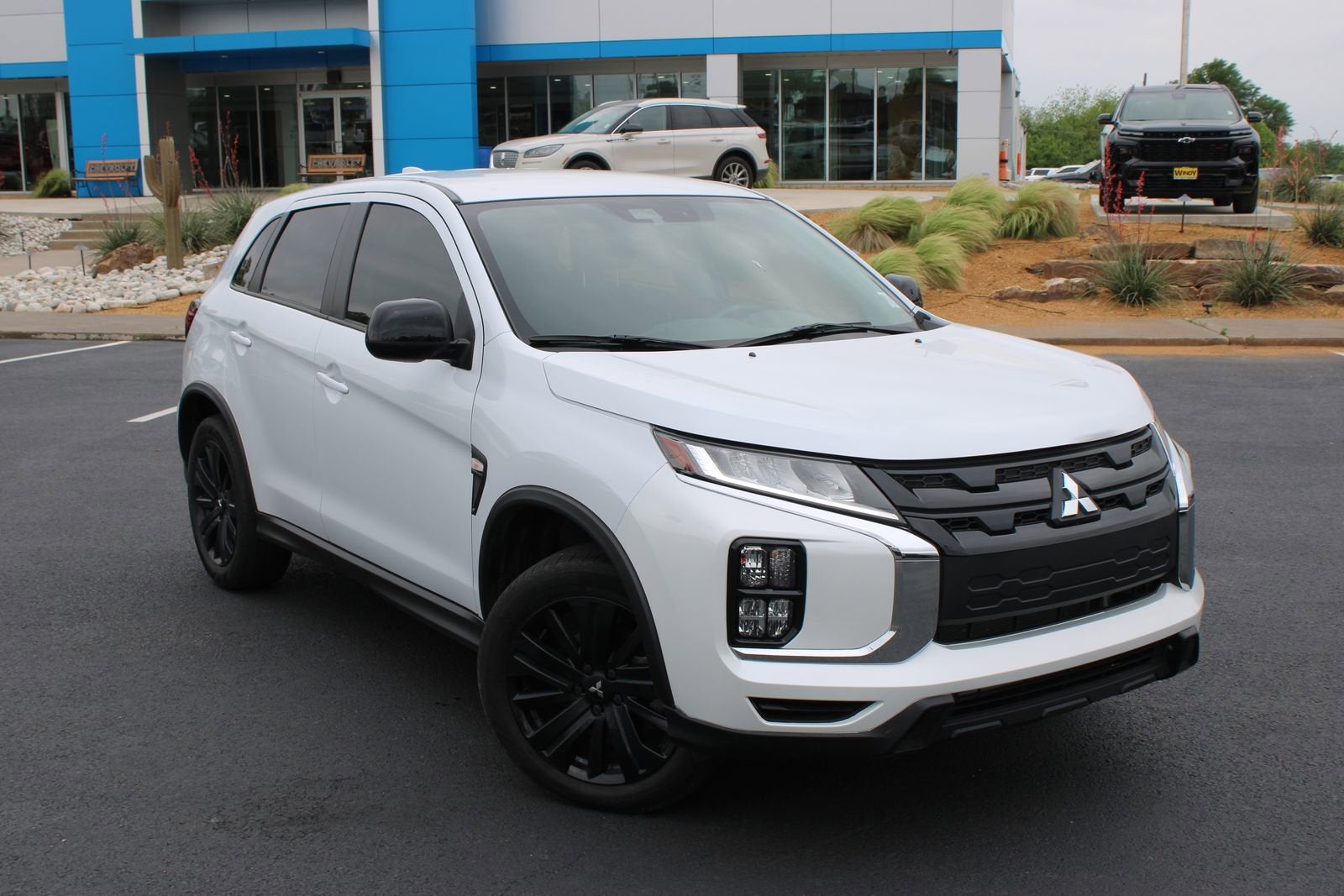 2023 Mitsubishi Outlander Sport ES