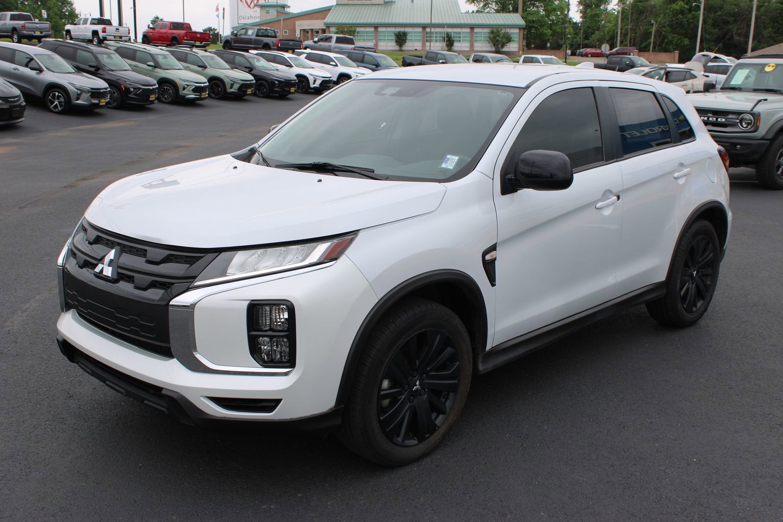 2023 Mitsubishi Outlander Sport ES