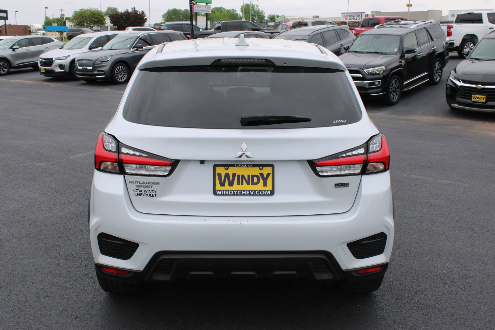 2023 Mitsubishi Outlander Sport ES