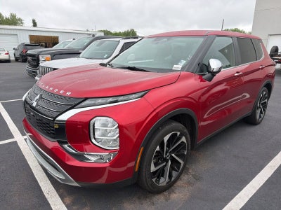 2022 Mitsubishi Outlander SE